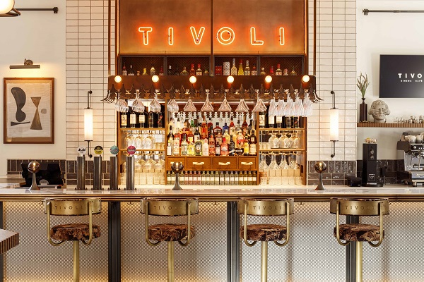 The bar at Tivoli Bath